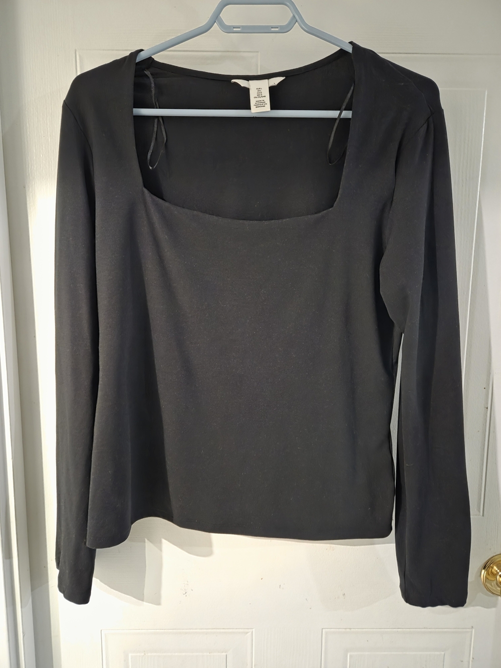 H&M Black Long-Sleeve Square Neck Top